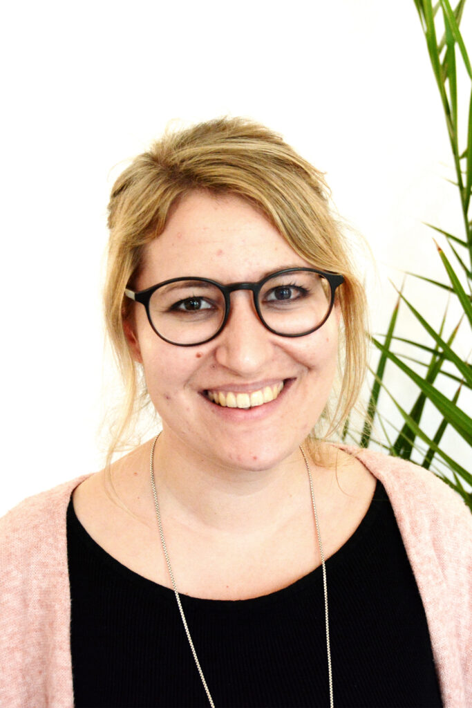 Portraitfoto von Stefanie Lehrner