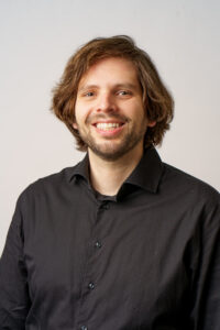 Portraitfoto von Simon Büchler